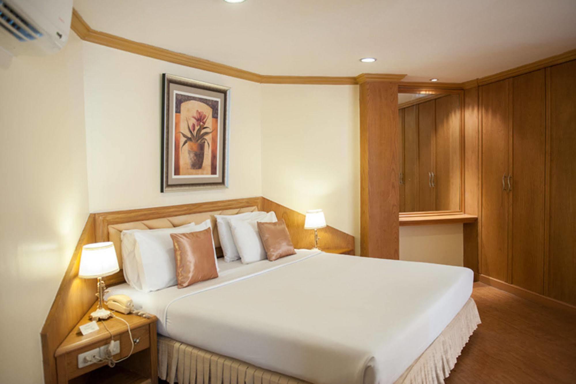Lido Beach Hotel Паттайя Экстерьер фото